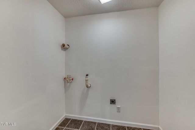 518 V I Ranch Road, Bristol, TN 37620