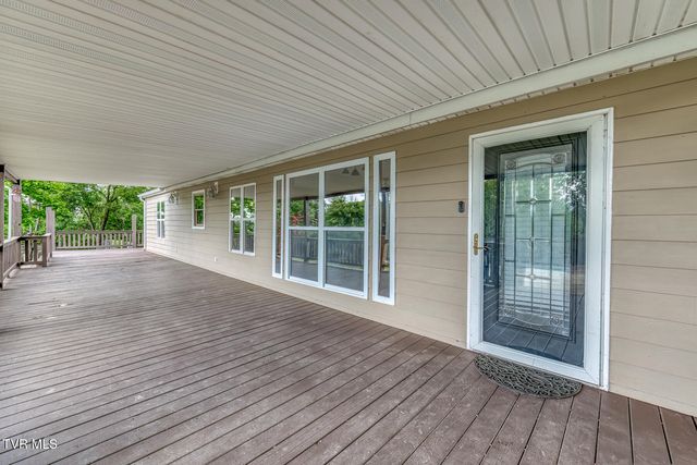 518 V I Ranch Road, Bristol, TN 37620