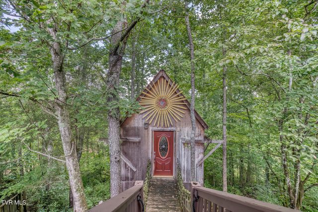 518 V I Ranch Road, Bristol, TN 37620