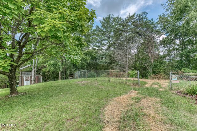 518 V I Ranch Road, Bristol, TN 37620