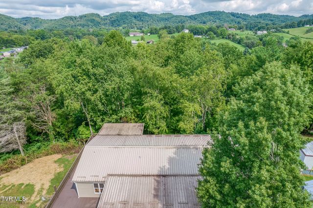 518 V I Ranch Road, Bristol, TN 37620