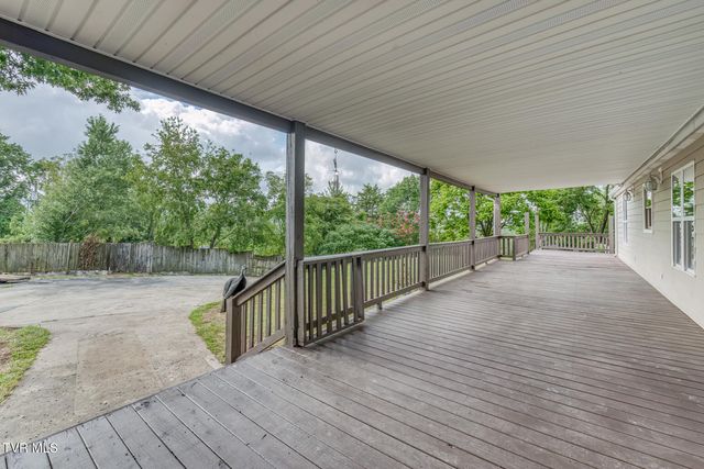 518 V I Ranch Road, Bristol, TN 37620