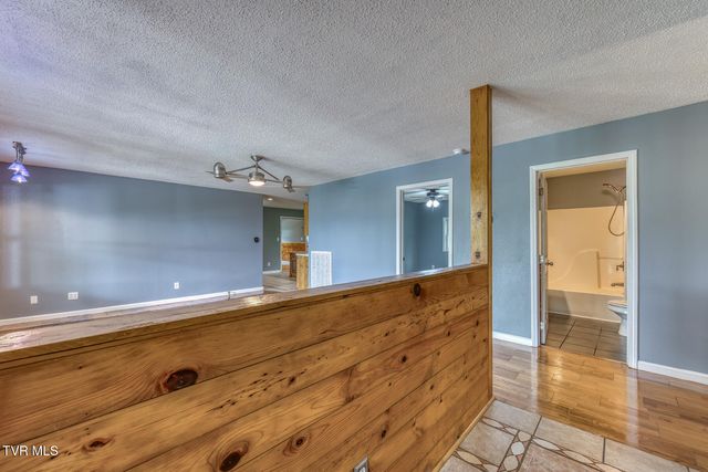 518 V I Ranch Road, Bristol, TN 37620