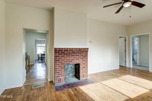 192 Old Embreeville Road, Jonesborough, TN 37659