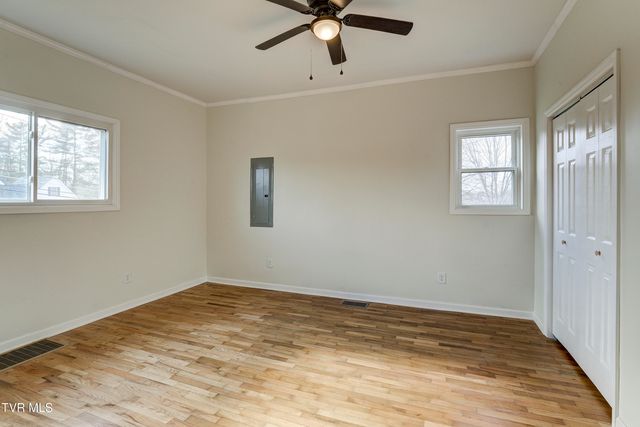 192 Old Embreeville Road, Jonesborough, TN 37659