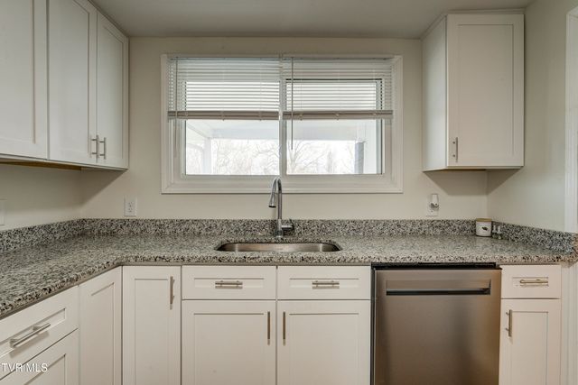 192 Old Embreeville Road, Jonesborough, TN 37659