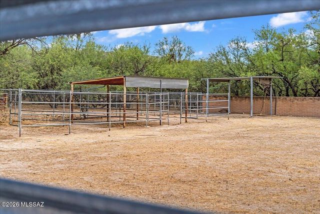 11134 E Edison Street, Tucson, AZ 85749