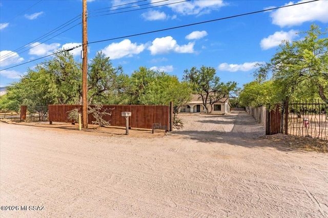 11134 E Edison Street, Tucson, AZ 85749
