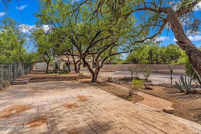 11134 E Edison Street, Tucson, AZ 85749