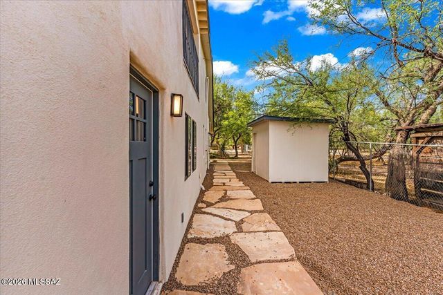 11134 E Edison Street, Tucson, AZ 85749