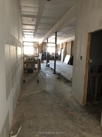 701 South Main Street, Calvert, TX 77837