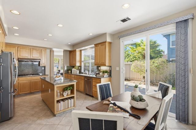 703 Lacewing Lane, Redwood City, CA 94065