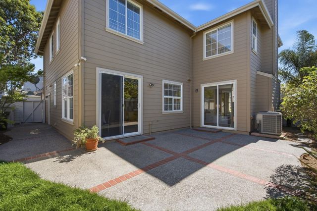 703 Lacewing Lane, Redwood City, CA 94065