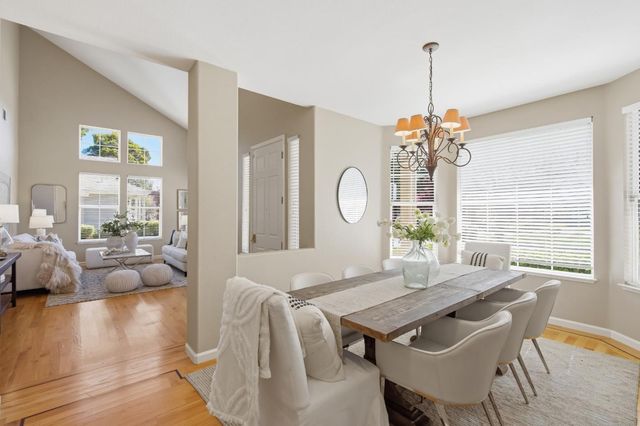 703 Lacewing Lane, Redwood City, CA 94065