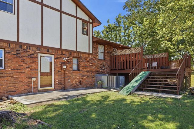 141 Skylark Drive, Paducah, KY 42001