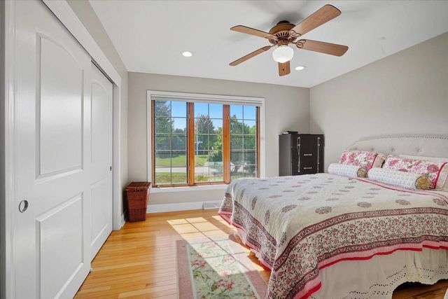 4540 W Melissa COURT, Franklin, WI 53132