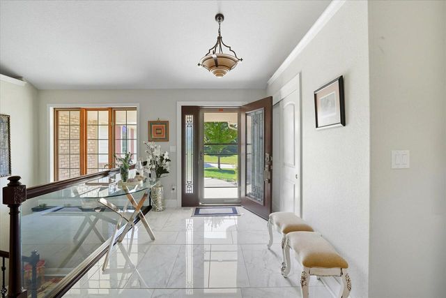 4540 W Melissa COURT, Franklin, WI 53132