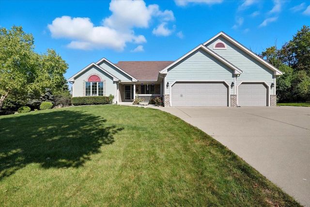 4540 W Melissa COURT, Franklin, WI 53132