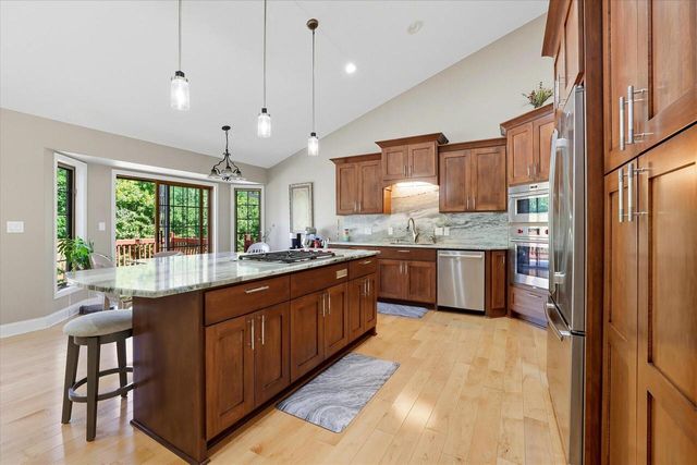 4540 W Melissa COURT, Franklin, WI 53132