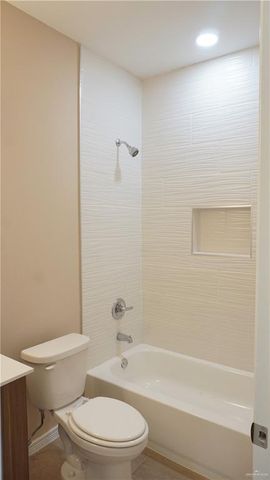 2918 W Kenwood Street 4, Edinburg, TX 78541