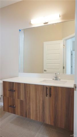 2918 W Kenwood Street 4, Edinburg, TX 78541