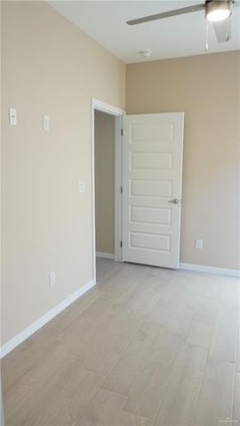 2918 W Kenwood Street 4, Edinburg, TX 78541