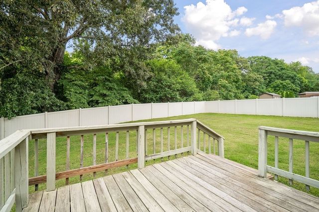 242 Oakland Dr, Sparta, TN 38583