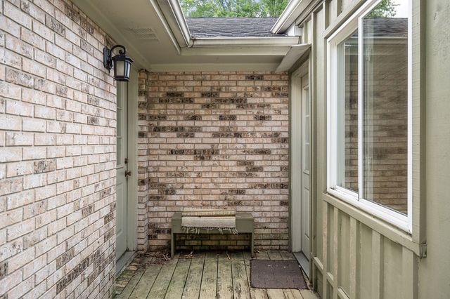 242 Oakland Dr, Sparta, TN 38583