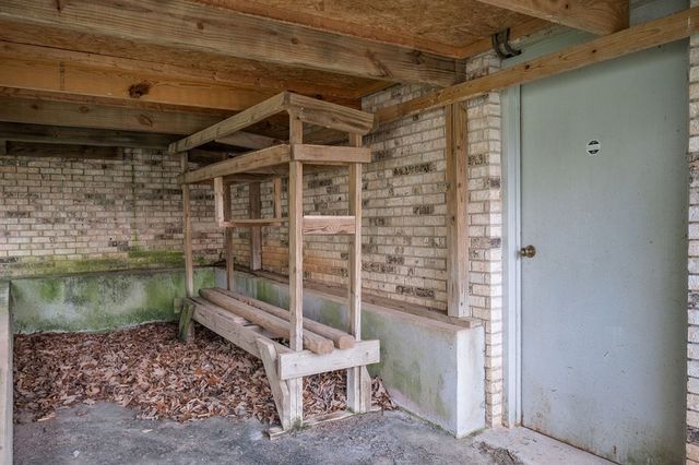 242 Oakland Dr, Sparta, TN 38583