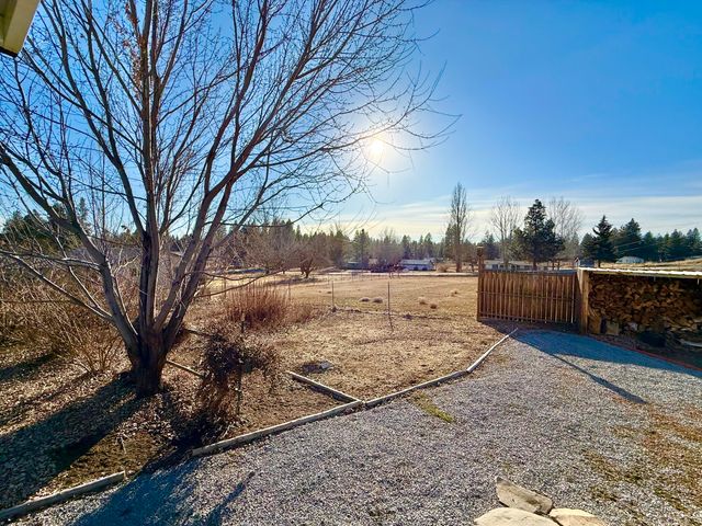 1956 Blue Pool Way, Chiloquin, OR 97624