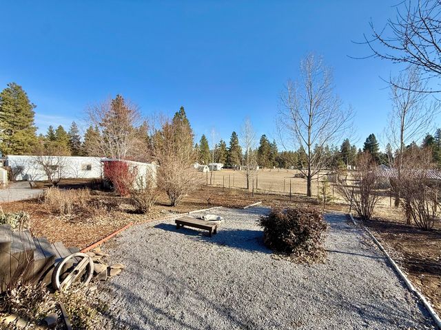 1956 Blue Pool Way, Chiloquin, OR 97624