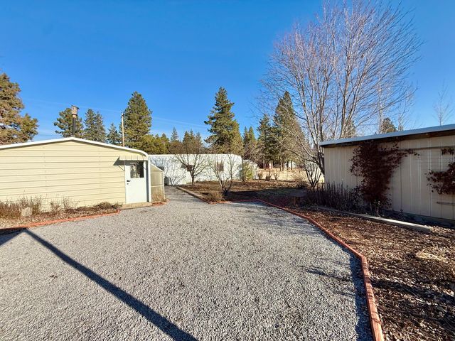1956 Blue Pool Way, Chiloquin, OR 97624