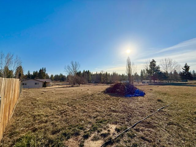 1956 Blue Pool Way, Chiloquin, OR 97624