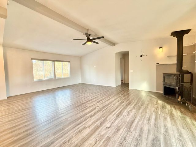 1956 Blue Pool Way, Chiloquin, OR 97624