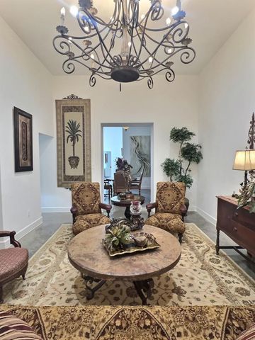 514 N Austin St, Marfa, TX 79843