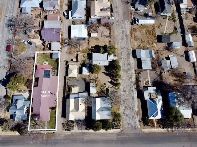 514 N Austin St, Marfa, TX 79843