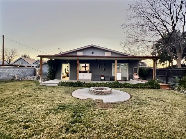 514 N Austin St, Marfa, TX 79843