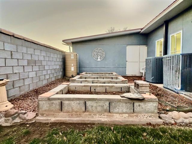 514 N Austin St, Marfa, TX 79843