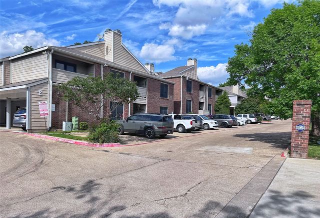 8545 Midpark Road 40, Dallas, TX 75240