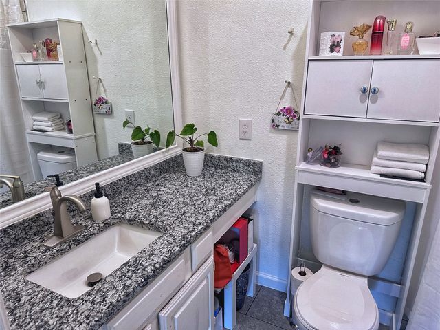 8545 Midpark Road 40, Dallas, TX 75240