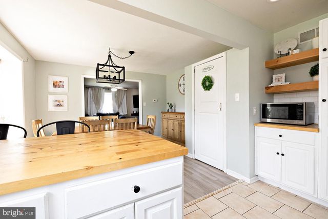 601 STATION AVE, Mount Ephraim, NJ 08059