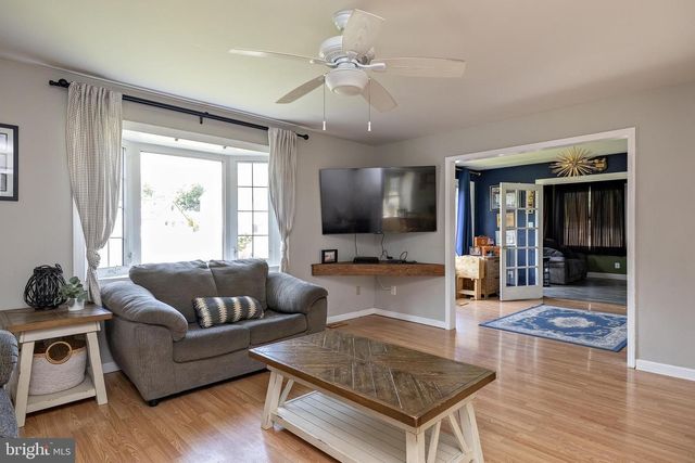 601 STATION AVE, Mount Ephraim, NJ 08059