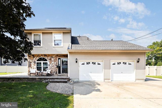 601 STATION AVE, Mount Ephraim, NJ 08059