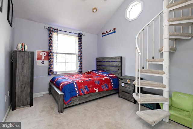 601 STATION AVE, Mount Ephraim, NJ 08059