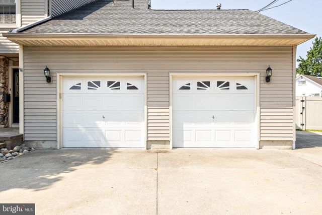 601 STATION AVE, Mount Ephraim, NJ 08059