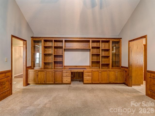 7301 Lee Rea Road, Charlotte, NC 28226