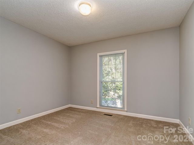7301 Lee Rea Road, Charlotte, NC 28226