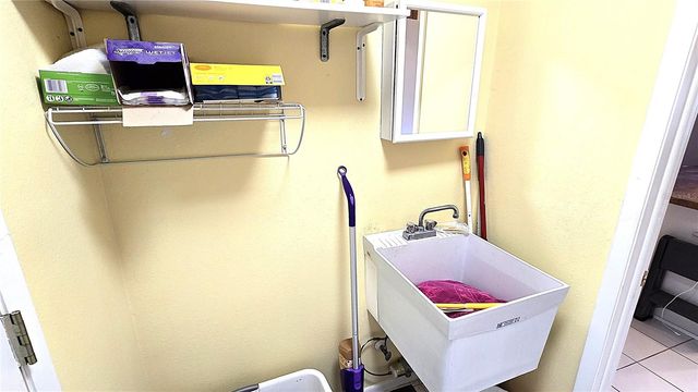 6521 PINE WALK DRIVE, New Port Richey, FL 34655