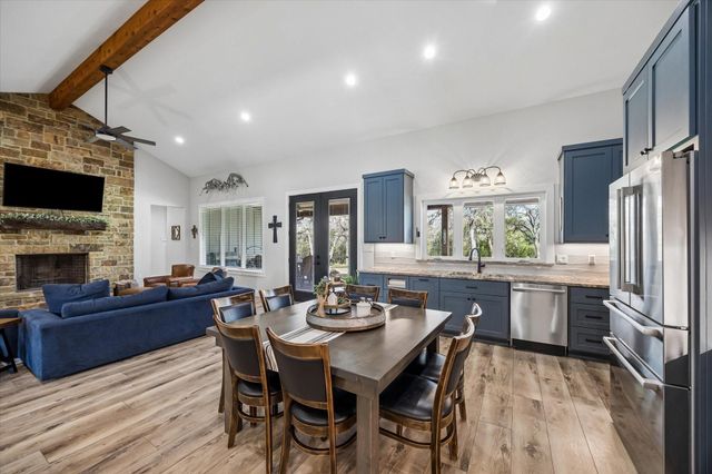 1058 Fm 1890, Columbus, TX 78934