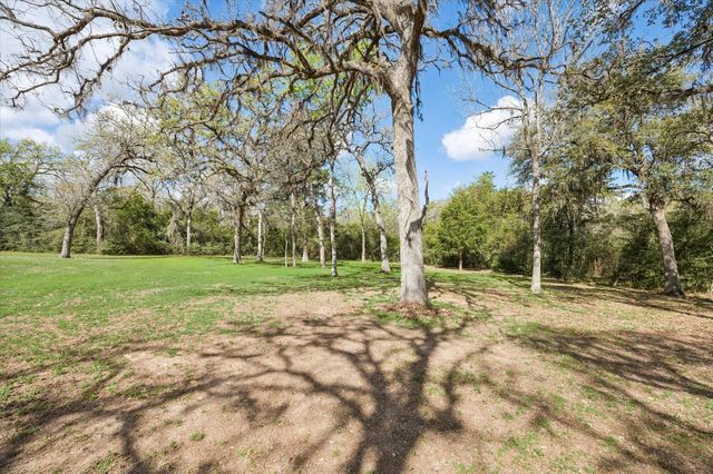 1058 Fm 1890, Columbus, TX 78934